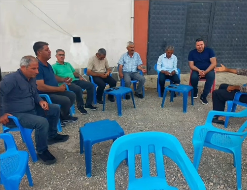Eş Baskanlarımız Roza Hanım ALTINDAĞ ve Mehmet ŞIK, Meclis üyelerimiz ile birlikte mahallelerimizi ziyaret ederek halkımızla bayramlaştı.