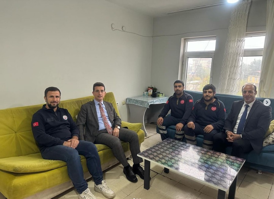 Belediye Başkan V. Yusuf Kaptanoğlu, kurum ziyaretleri kapsamında, Kocaköy 1 Nolu Acil Sağlık Hizmetleri İstasyonu’nu ziyaret etti.