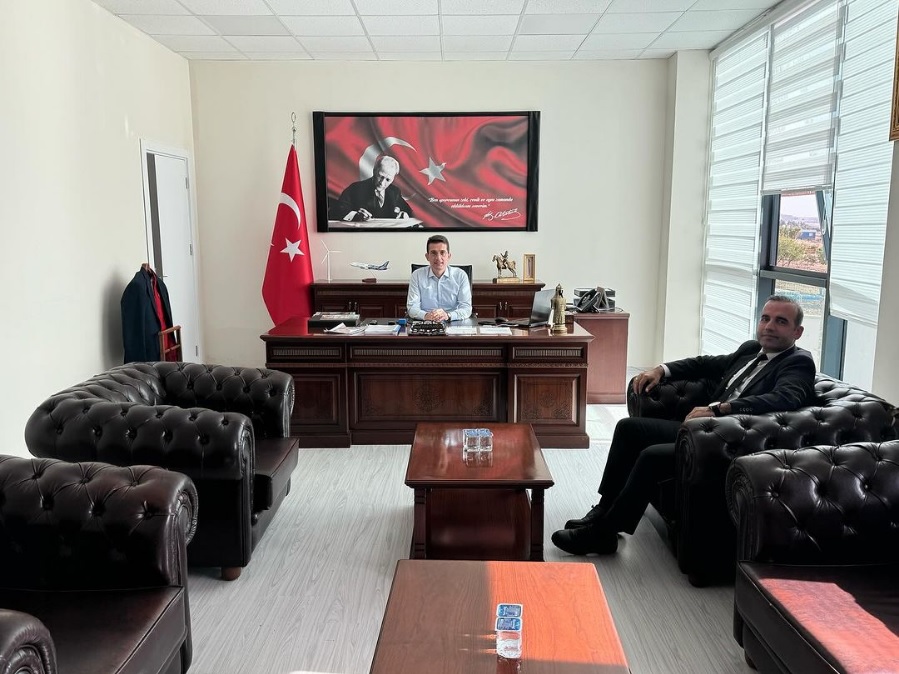 Diyarbakır Çocuk Hastanesi Müdüründen Belediye Başkan V. Yusuf Kaptanoğlu' na ziyaret