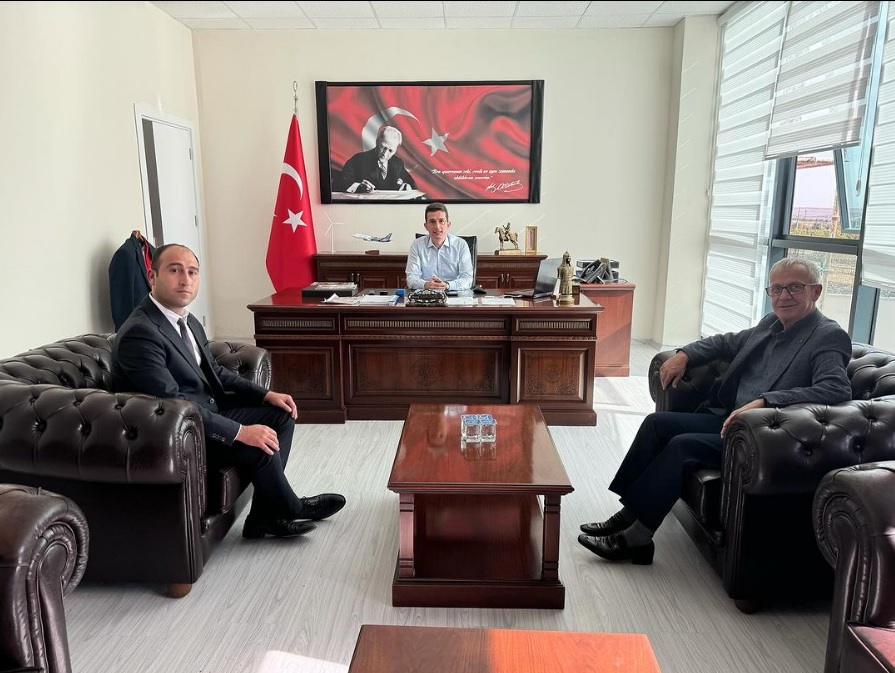 Tarih Yazan Çocuklar Genel Koordinatörlüğü ve Bölge Koordinatörlüğünden Belediye Başkan Vekili Yusuf Kaptanoğlu' na ziyaret